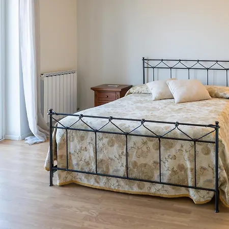 La Villetta Nicolini Hébergement de vacances *